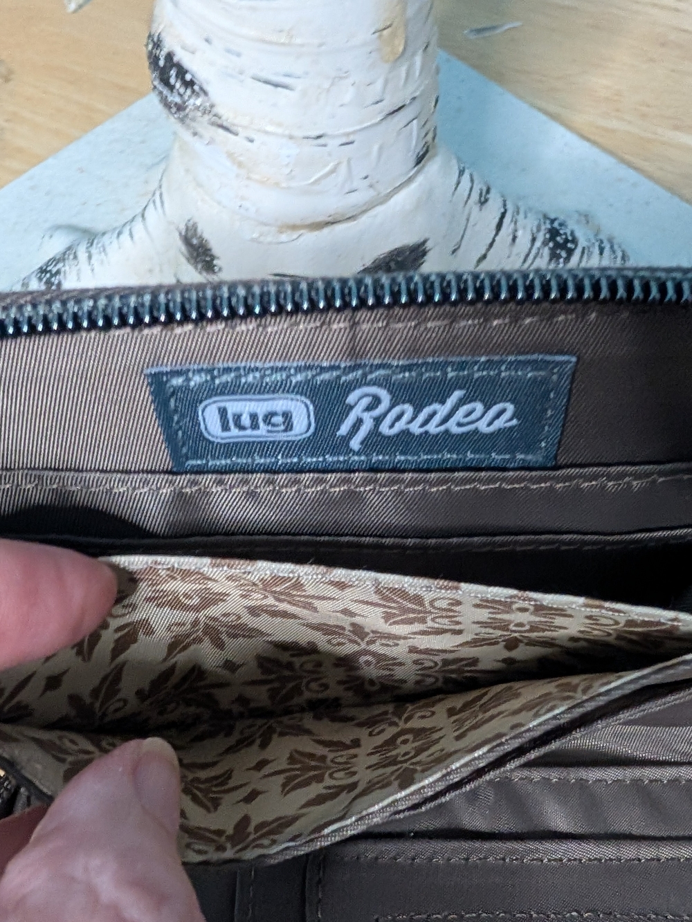 Lug Rodeo Quilted Wallet - Taupe - Picture 7 of 10